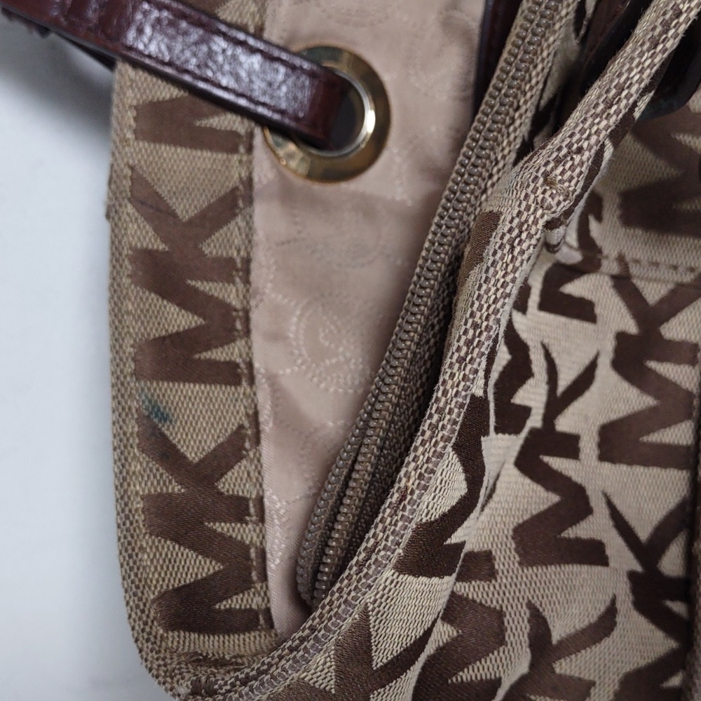 Michael Kors "Anabelle" Jet Set Signature Canvas Tote - Picture 13 of 13